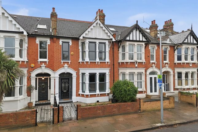 Empress Avenue, Aldersbrook 3 bed house for sale