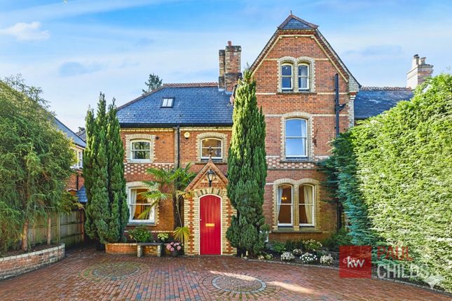 Elm Road, Reading, RG6 5 bed semi