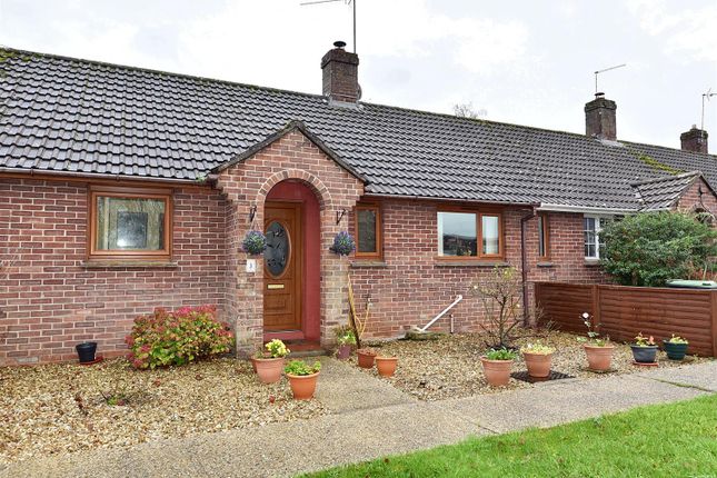 2 bedroom terraced bungalow for sale