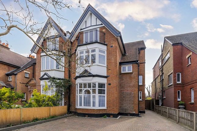Hampton Road, Twickenham TW2 1 bed flat for sale