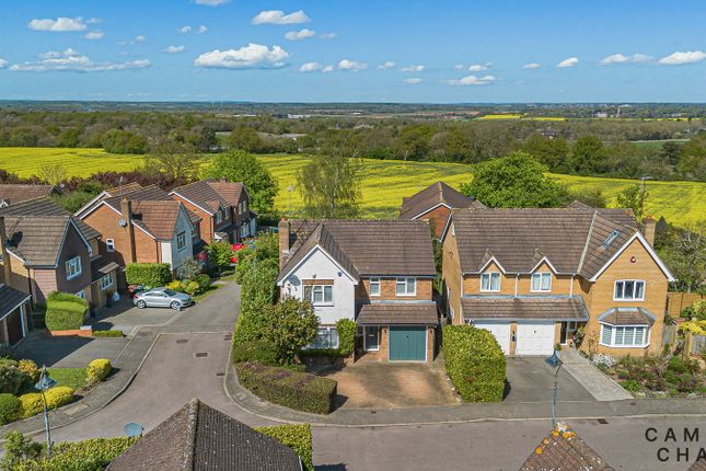 4 bed detached house