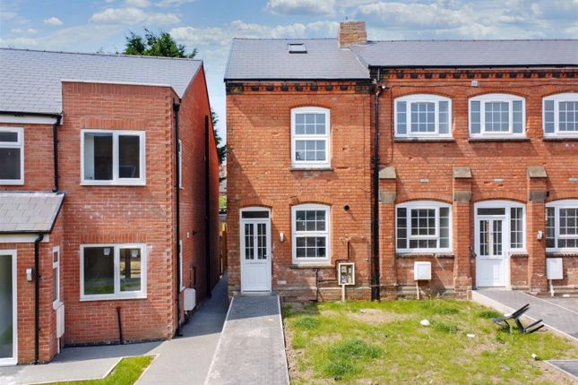 Bolsover Street, Hucknall 3 bed terraced house for sale