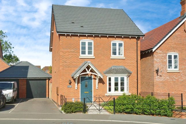 3 bed detached house