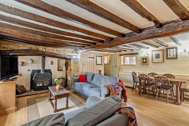 2 bedroom detached house for sale