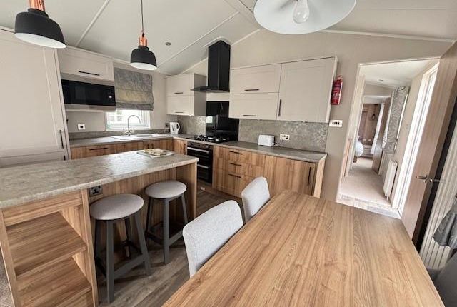 Monkton Street, Monkton, Ramsgate 2 bed bungalow for sale