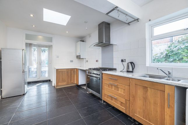 3 bed maisonette