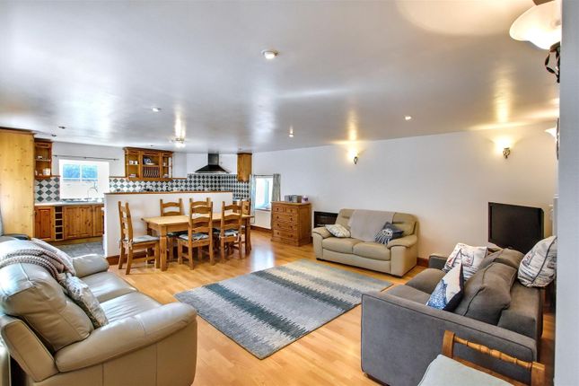 Tresaith, Cardigan 2 bed flat for sale