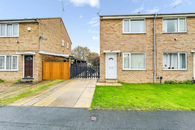 2 bedroom semi-detached house for sale