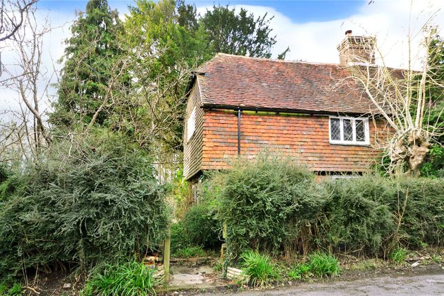 North Lane, West Hoathly, West... 3 bed semi