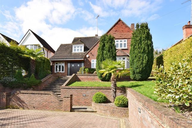 3 bed detached house