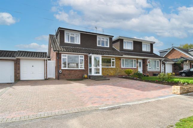 Middle Green, Doddinghurst, Brentwood 4 bed semi