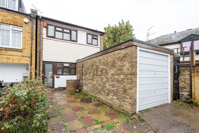 3 bed end terrace house