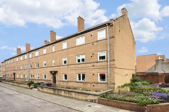23B, Beach Lane, Musselburgh, EH21 6JZ 3 bed ground floor flat for sale