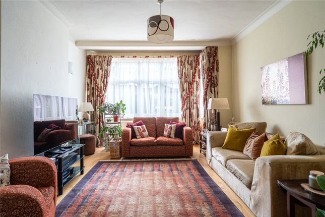 Craignair Road, London, SW2 3 bed semi
