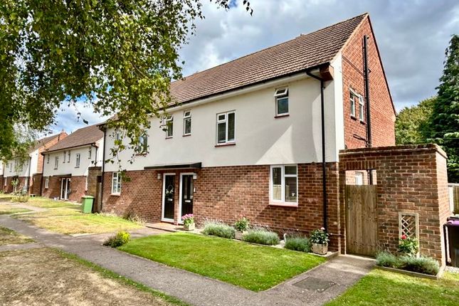 2 bedroom semi-detached house for sale
