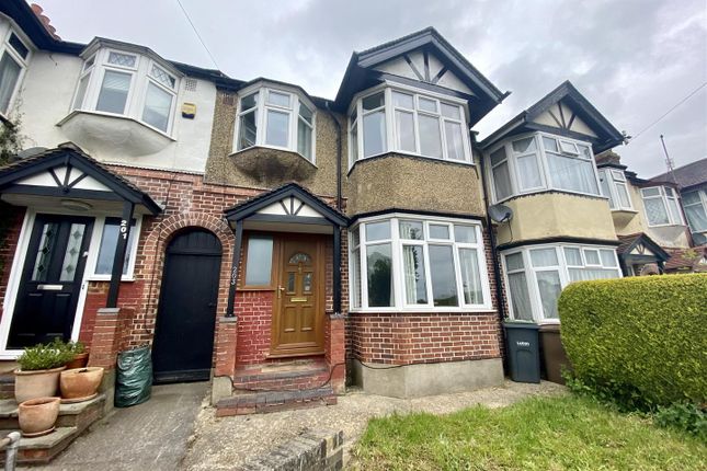 Crawley Green Road, Luton, LU2 0QL 3 bed terraced house for sale