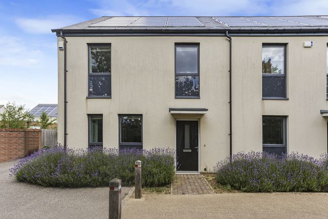 Chantenay Close, Bicester, OX27 3 bed end of terrace house for sale