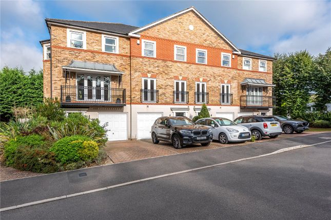 St. James Gate, Ascot, Berkshire, SL5 4 bed end of terrace house for sale
