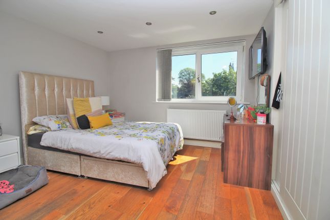 The Drive, Hove 3 bed apartment for sale