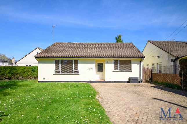 London Road, Shenley 4 bed bungalow for sale