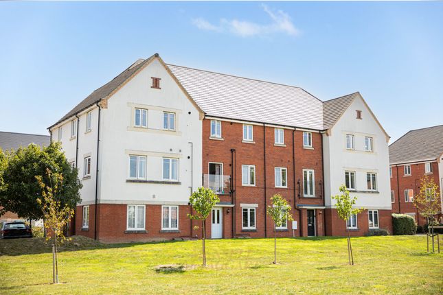 Somerley Drive, Crawley RH10 2 bed flat for sale