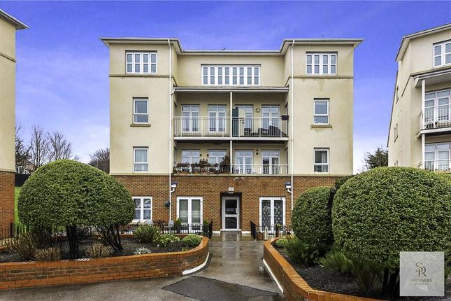 Magdalene Gardens, London N20 2 bed apartment for sale
