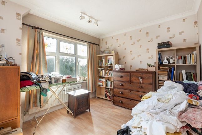 High Road, Harrow, HA3 4 bed detached house for sale