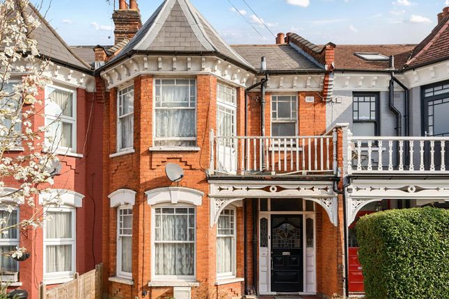 Fleetwood Road, London, NW10 3 bed terraced house for sale