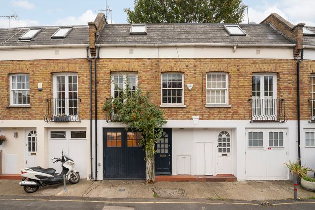 Royal Crescent Mews, London 1 bed house for sale