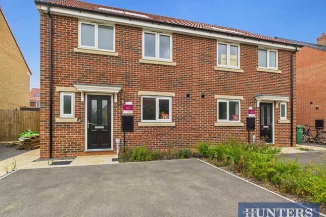 Peters Way, Beverley, HU17 0UX 3 bed semi