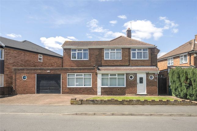 High Street, Surrey TW19 4 bed detached house for sale