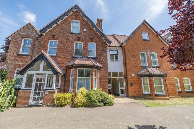 189 Old Dover Road, Canterbury, CT1 2 bed flat for sale