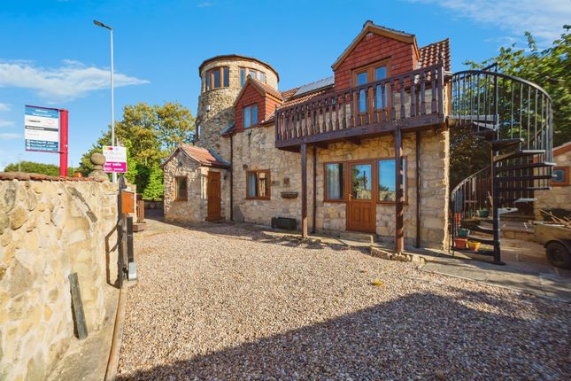 2 bedroom detached house for sale