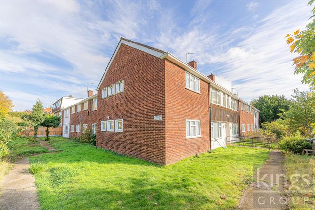 London Road, Enfield 2 bed flat for sale