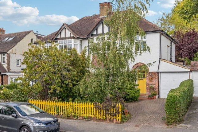 3 bedroom semi-detached house for sale
