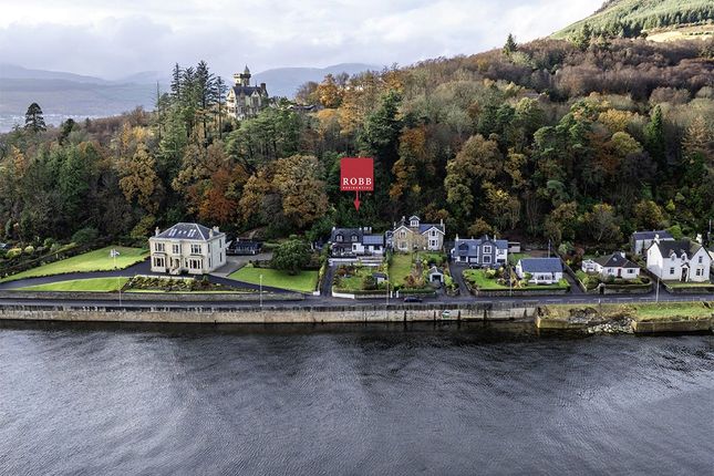 3 bed detached house