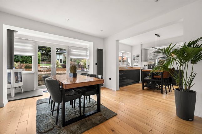 4 bed detached house