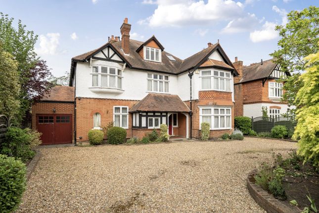 Castle Road, Weybridge, KT13 8 bed detached house for sale