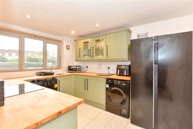 Fort Cumberland Road, Southsea... 3 bed ground floor maisonette for sale