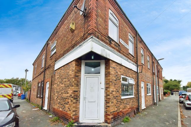 Catherine Street, Eccles, M30 2 bed flat for sale