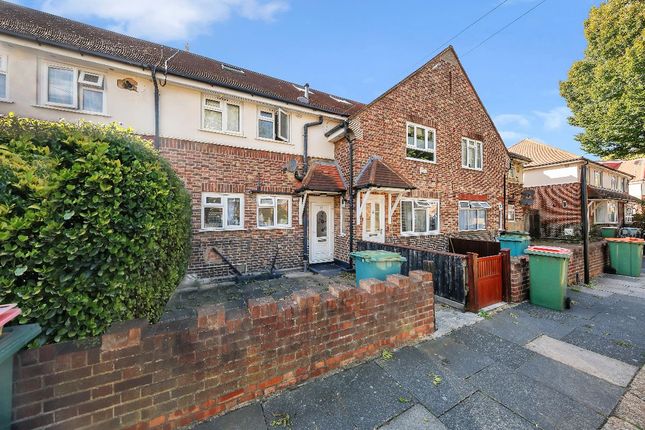 Sullivan Avenue, Custom House, E16 2 bed flat for sale