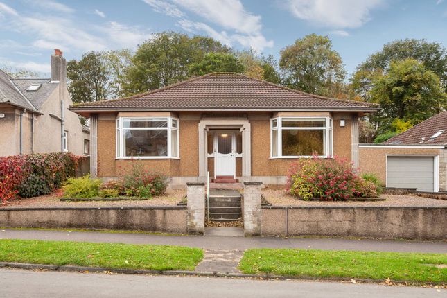 4 Balwearie Gardens, Kirkcaldy, KY2 5LU 3 bed bungalow for sale