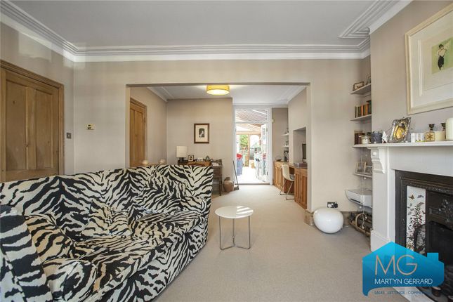 Elm Grove, Crouch End, London, N8 2 bed apartment for sale
