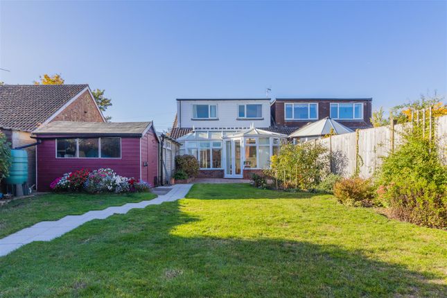 3 bed semi-detached bungalow