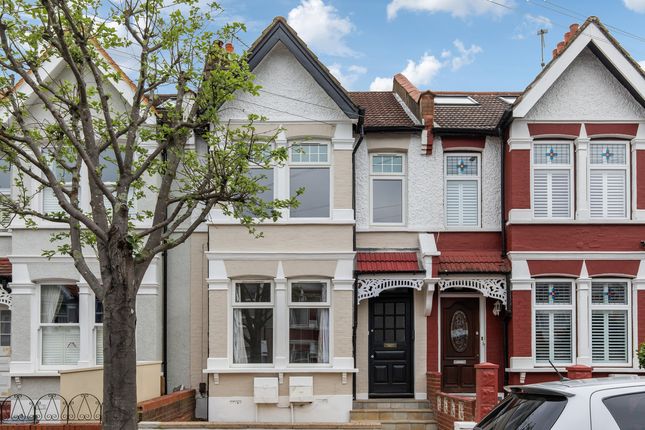 Gassiot Road, London, SW17 2 bed flat for sale