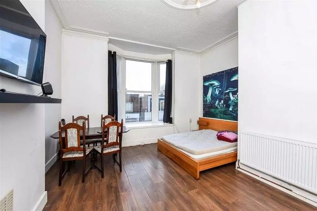Kingston Road, Portsmouth 5 bed flat for sale
