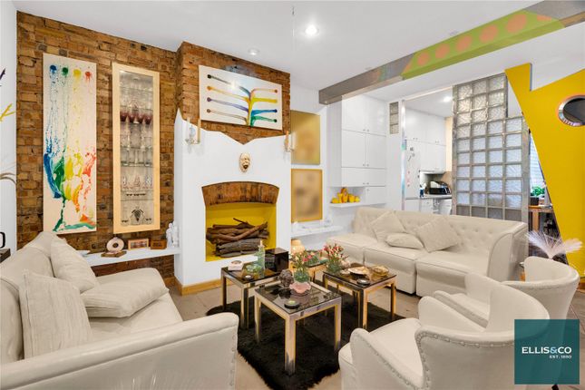 Hamilton Road, Golders Green, NW11 3 bed terraced house for sale