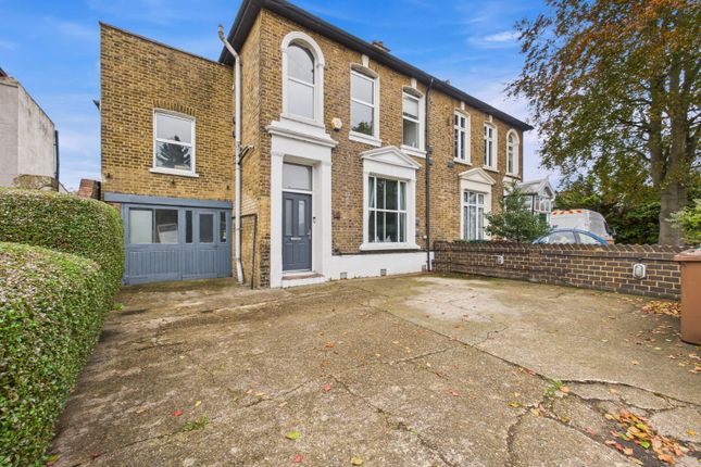 Stanwell Road, Ashford, Surrey, TW15 4 bed semi