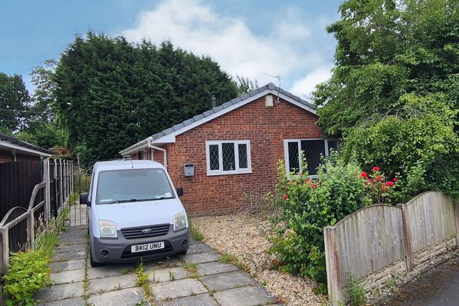 Hillbeck Crescent, Wigan WN4 3 bed detached bungalow for sale