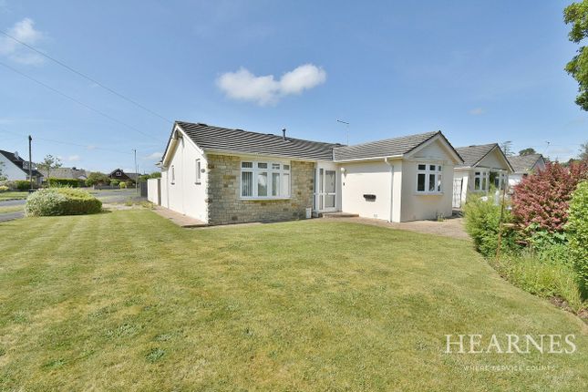 Dorset Avenue, Ferndown, BH22 2 bed detached bungalow for sale